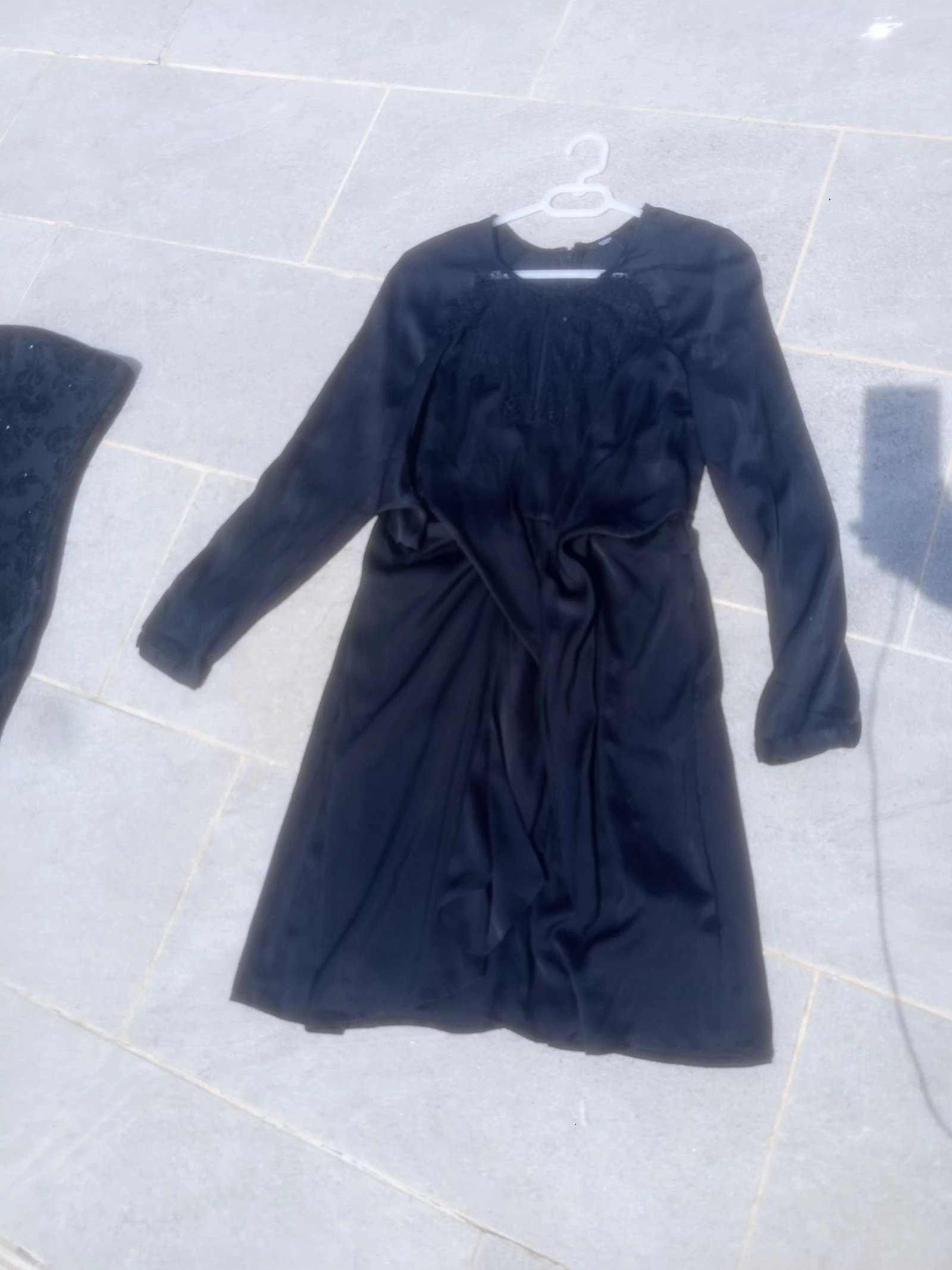 Robe marque Guess dentelle